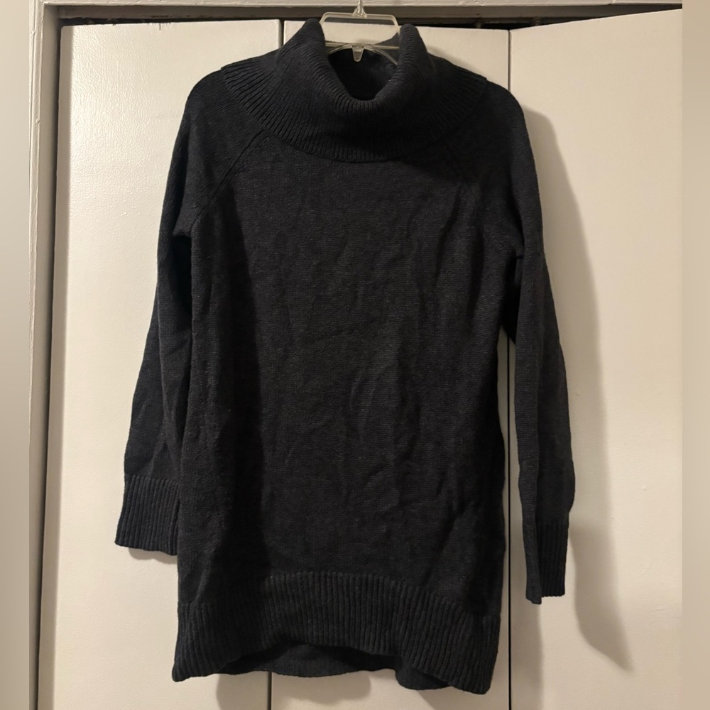Old Navy charcoal gray cowlneck tunic sweater